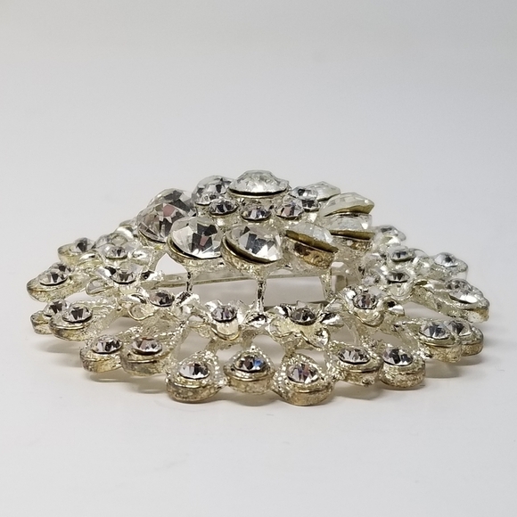 Large Clear Rhinestone Brooch Tiered Silver Tone Round 3D Flower Pin Teardrop - Picture 3 of 10